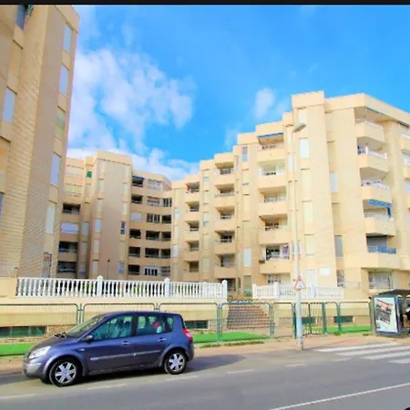 Apartamento With One Bedroom In With Wonderful City View Furnished Balcony And Wifi 100 M From The Beach *